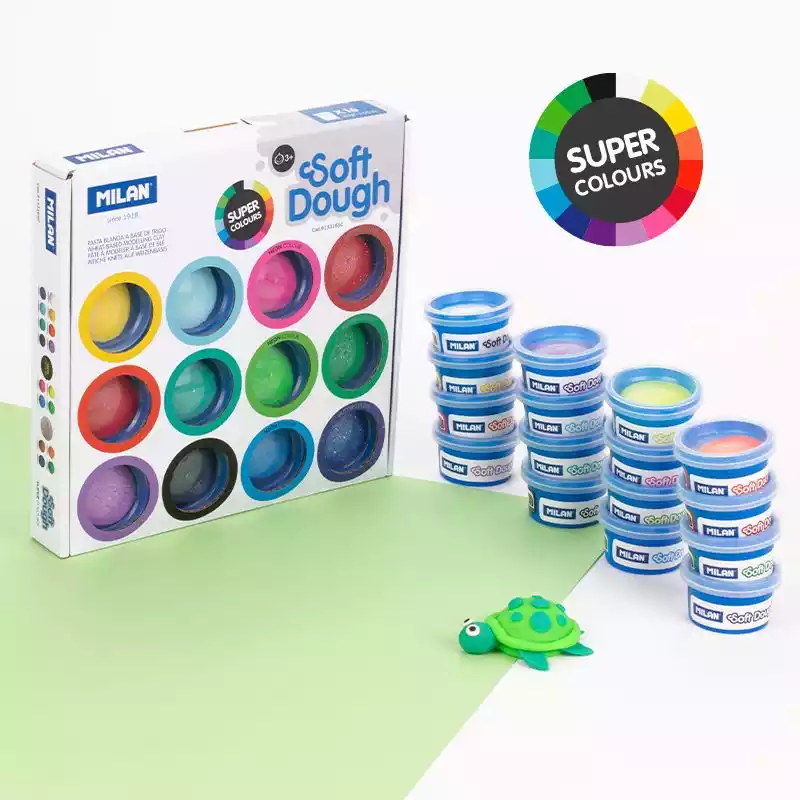 Pasta blanda Soft Dough - Caja 16 botes 30 g La Pasta Blanda Soft Dough en caja de 16 botes de 30 g es tu aliada para crear. Suave y fácil de moldear, ideal para todas tus manualidades. ¡Adquiere la tuya!