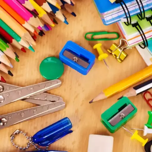 Amplia selección de productos escolares y de papelería a precios increíbles. Todo lo necesario para tus estudios en un solo lugar. ¡No te lo pierdas!