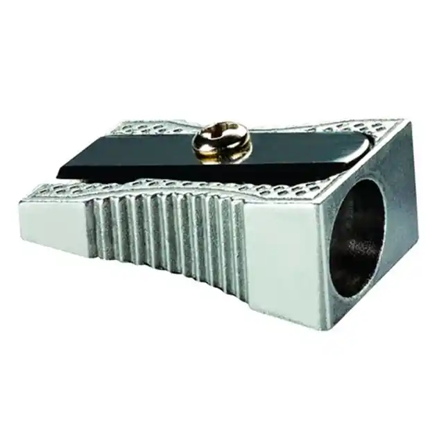 Sacapuntas de metal con hoja de acero en cuña